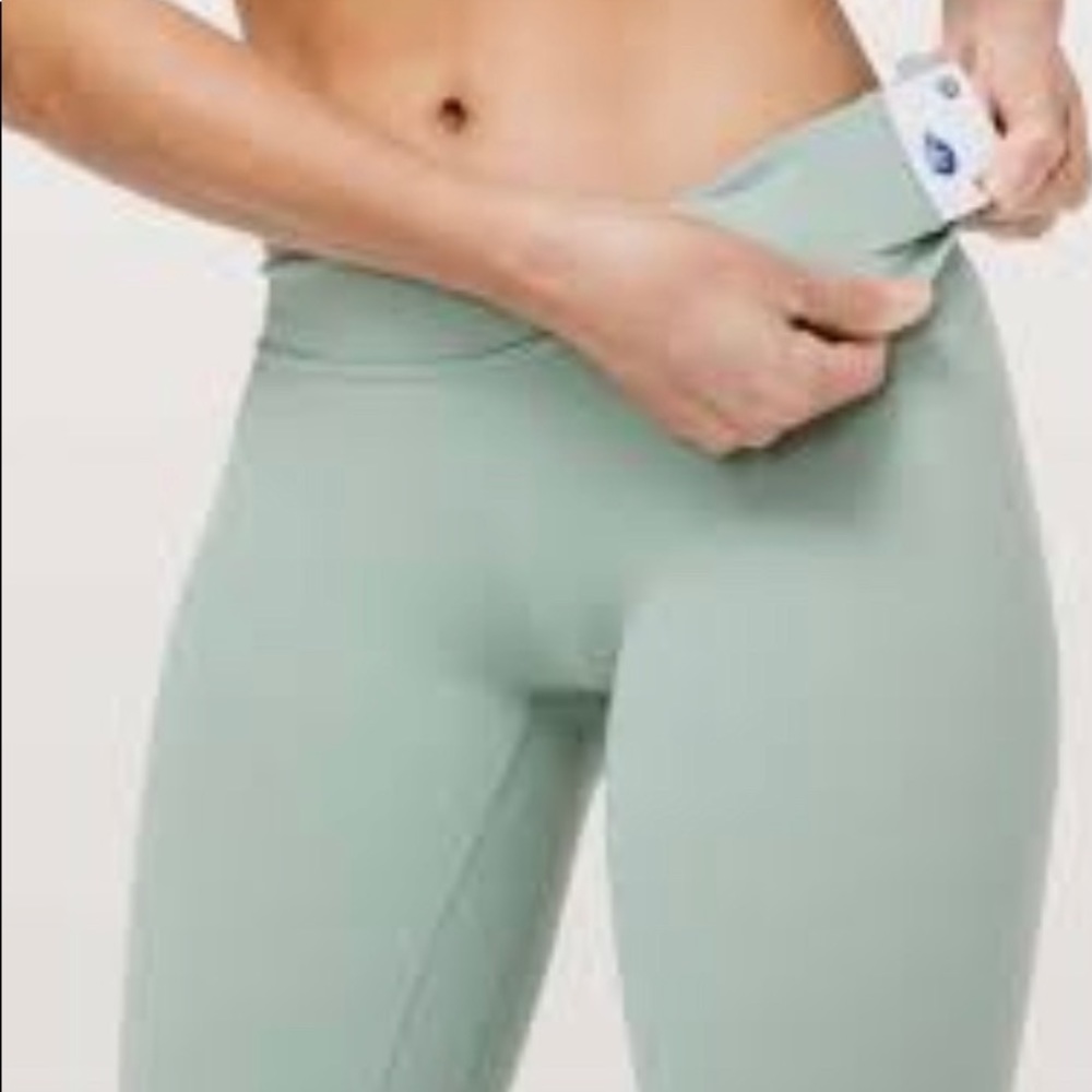 Lululemon align palm court size 4 25